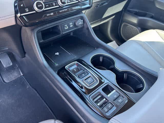 Used 2025 Honda Pilot EX-L image 16