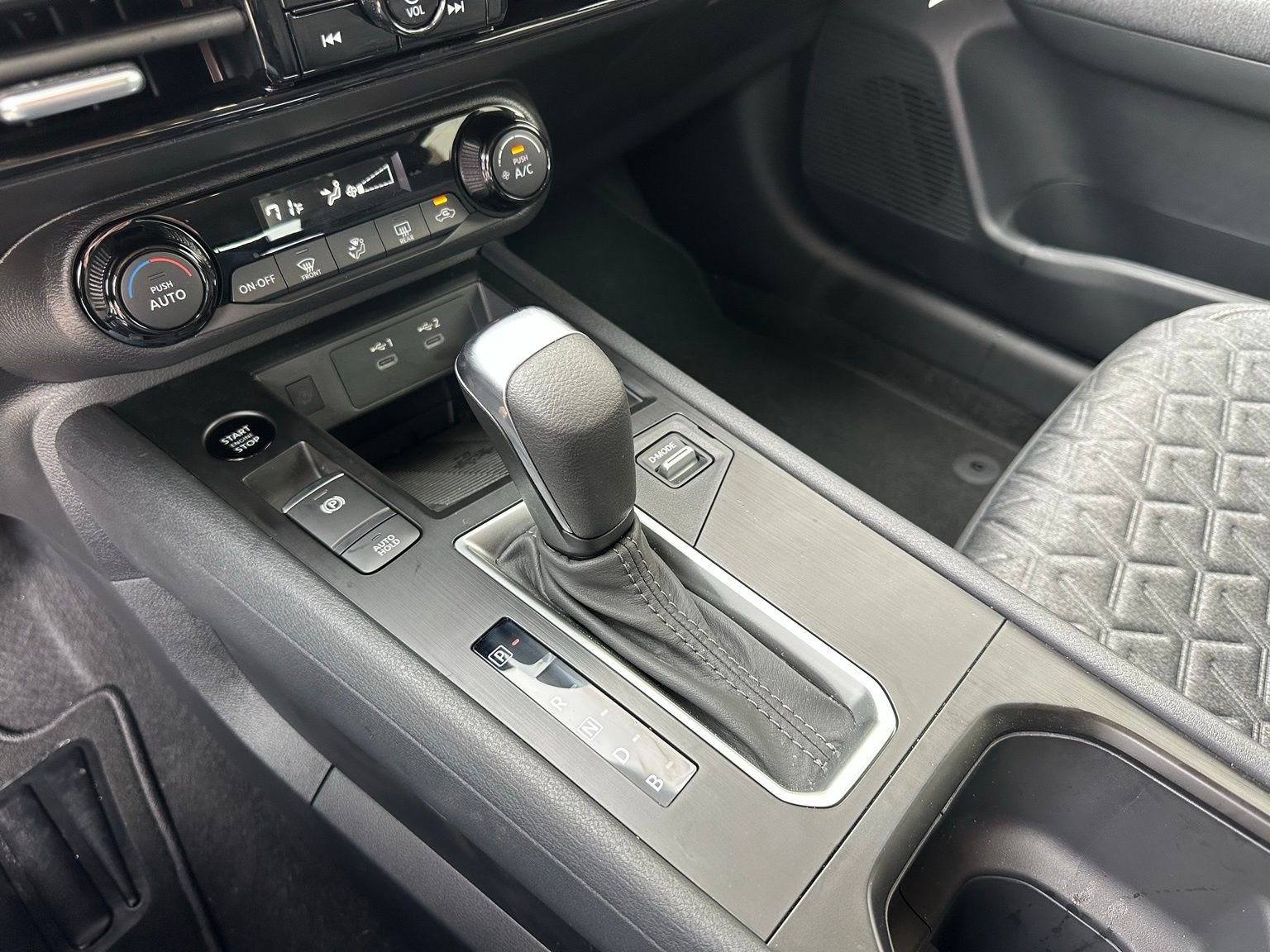 Used 2026 Nissan Kicks SV image 15