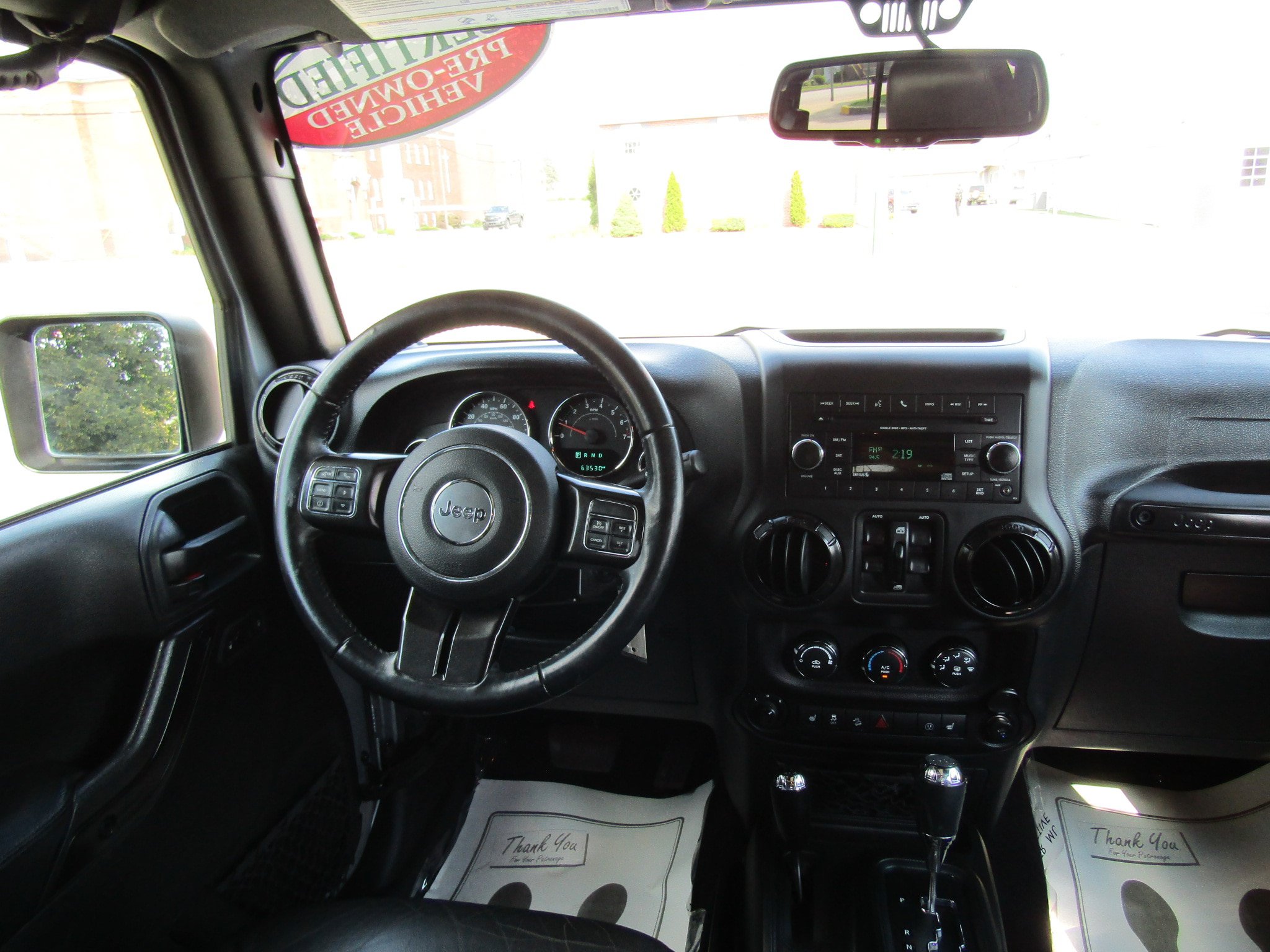 Used 2017 Jeep Wrangler Unlimited Sahara AWD/4WD image 21