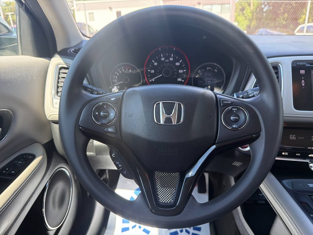 Used 2017 Honda HR-V EX image 14