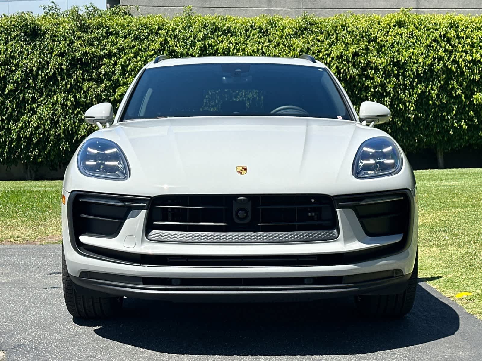 New 2026 Porsche Macan AWD/4WD image 11