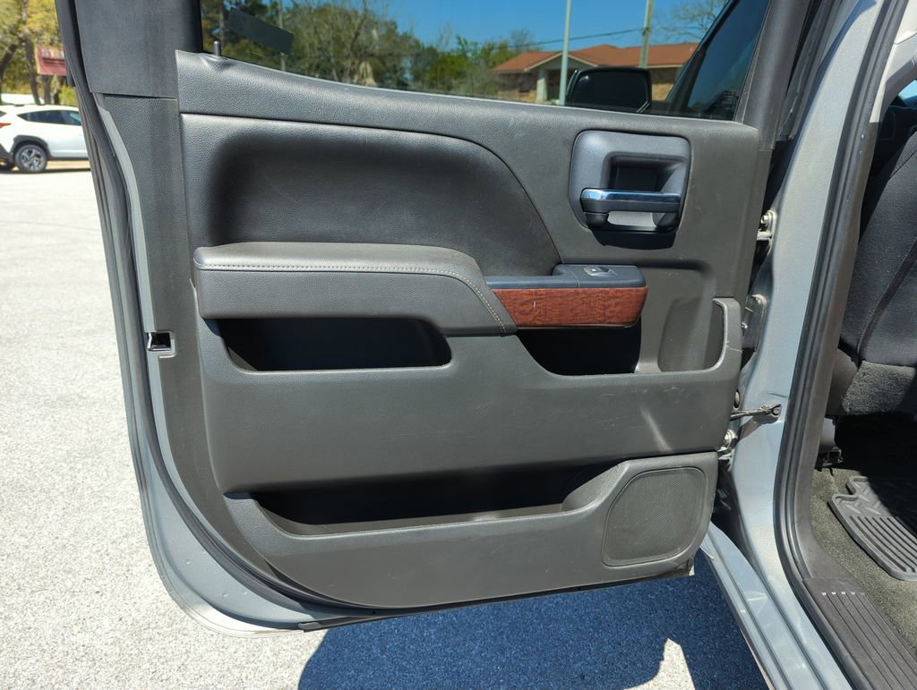 Used 2017 GMC Sierra 1500 SLE w/ SLE Value Package image 26