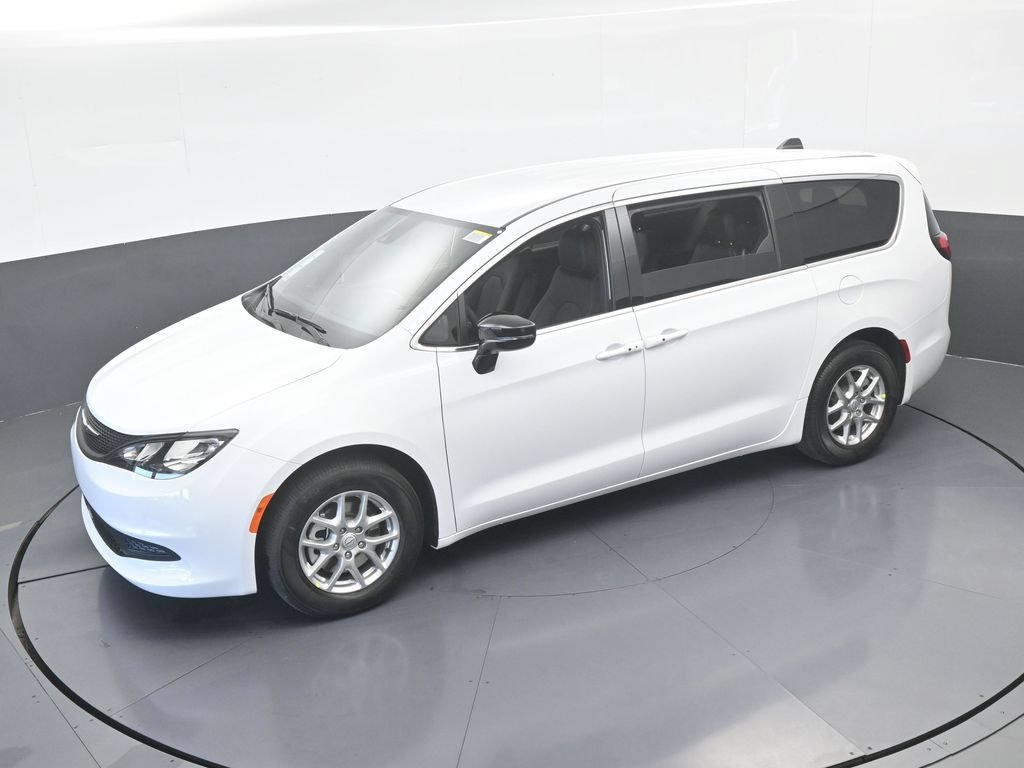 New 2026 Chrysler Voyager LX FWD image 43