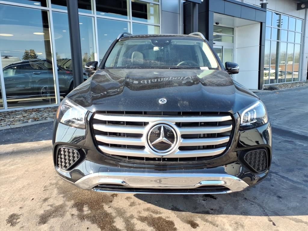 New 2026 Mercedes-Benz GLS 450 4MATIC image 9