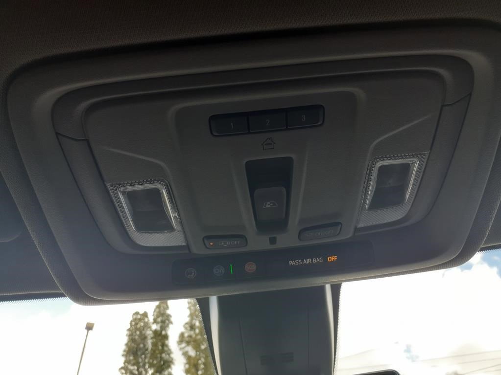 Used 2023 Chevrolet Silverado 2500 LTZ w/ LTZ Premium Package image 11