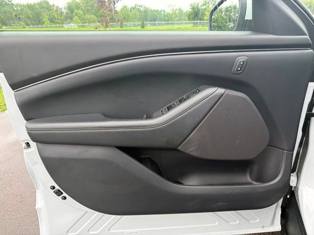 Certified 2022 Ford Mustang Mach-E Select AWD/4WD image 19