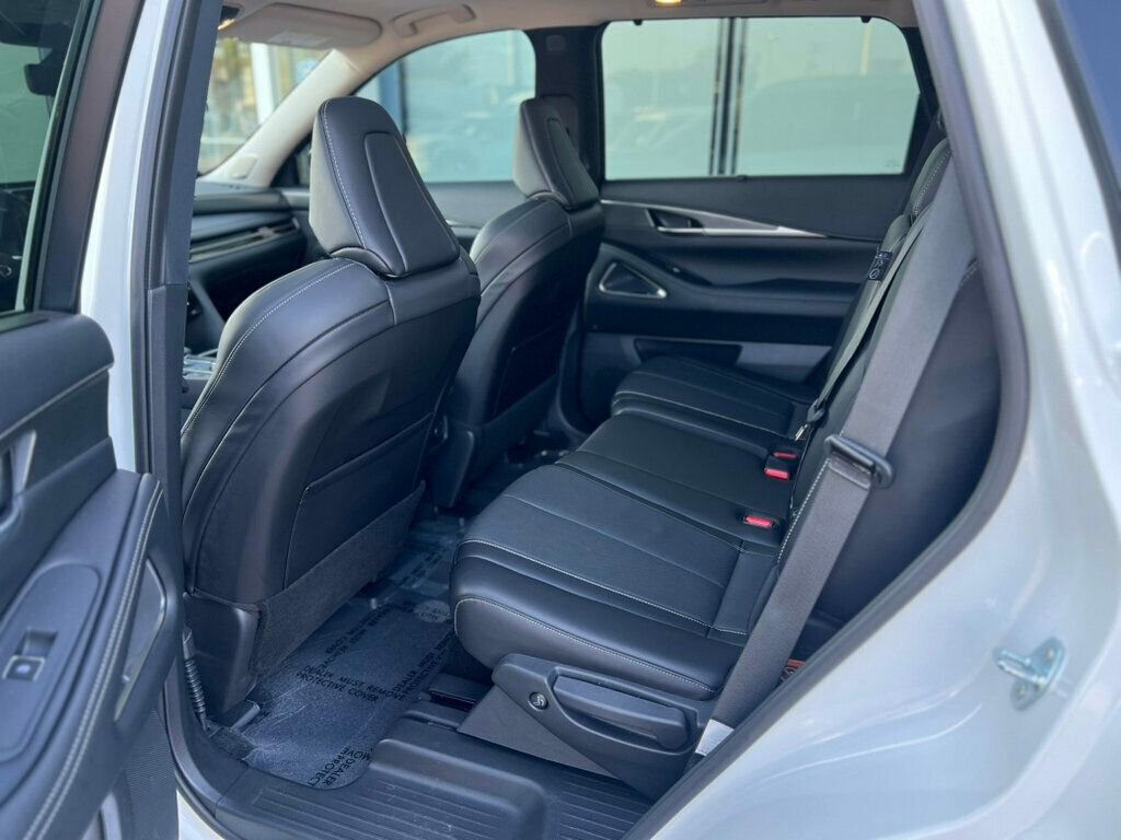Used 2024 INFINITI QX60 Luxe w/ Vision Package image 17