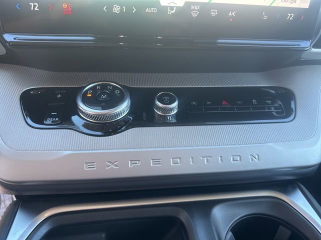 New 2025 Ford Expedition Max Active image 25