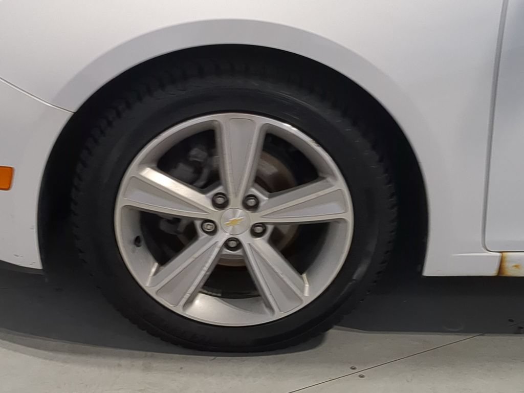 Used 2013 Chevrolet Cruze LT FWD image 17