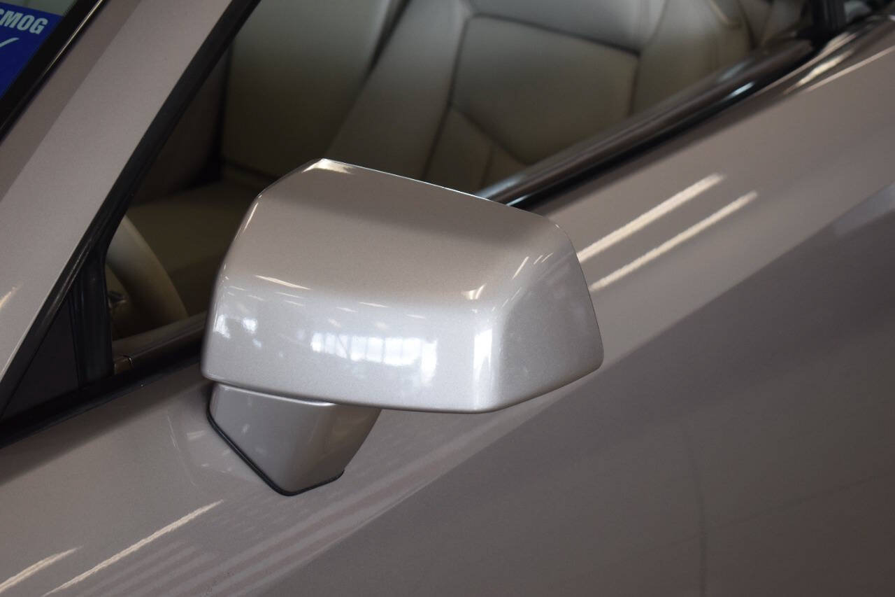 Used 2005 Cadillac XLR RWD image 33