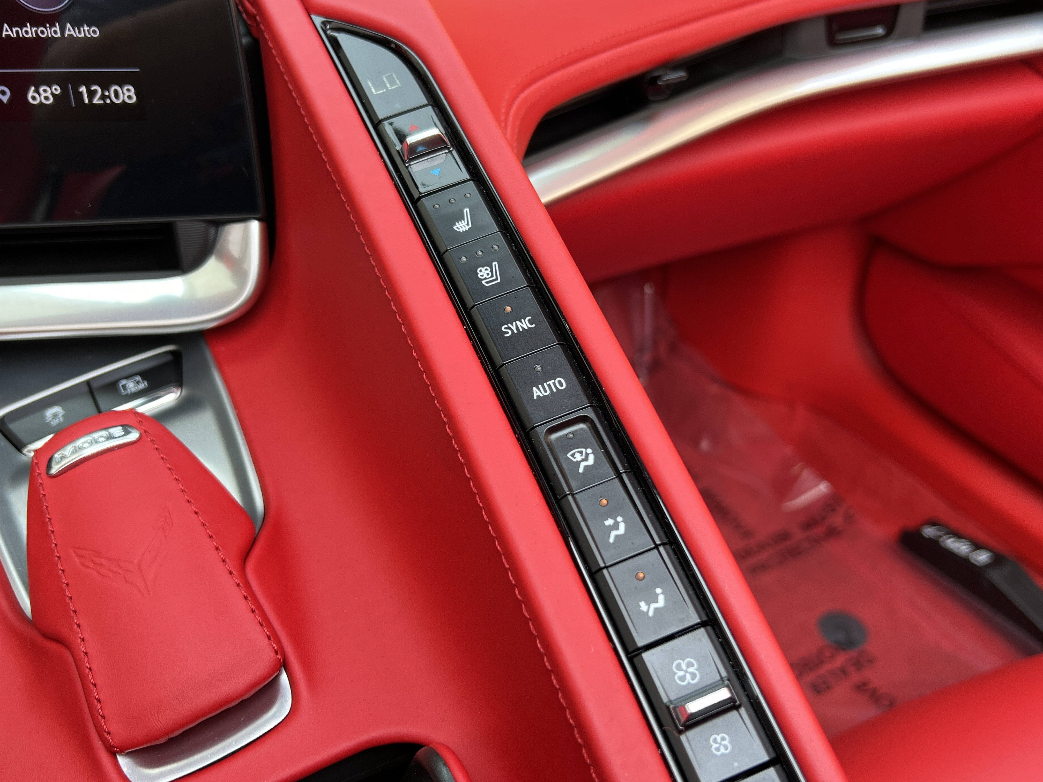 Used 2023 Chevrolet Corvette Stingray Premium Cpe w/ Z51 Performance Package RWD image 31