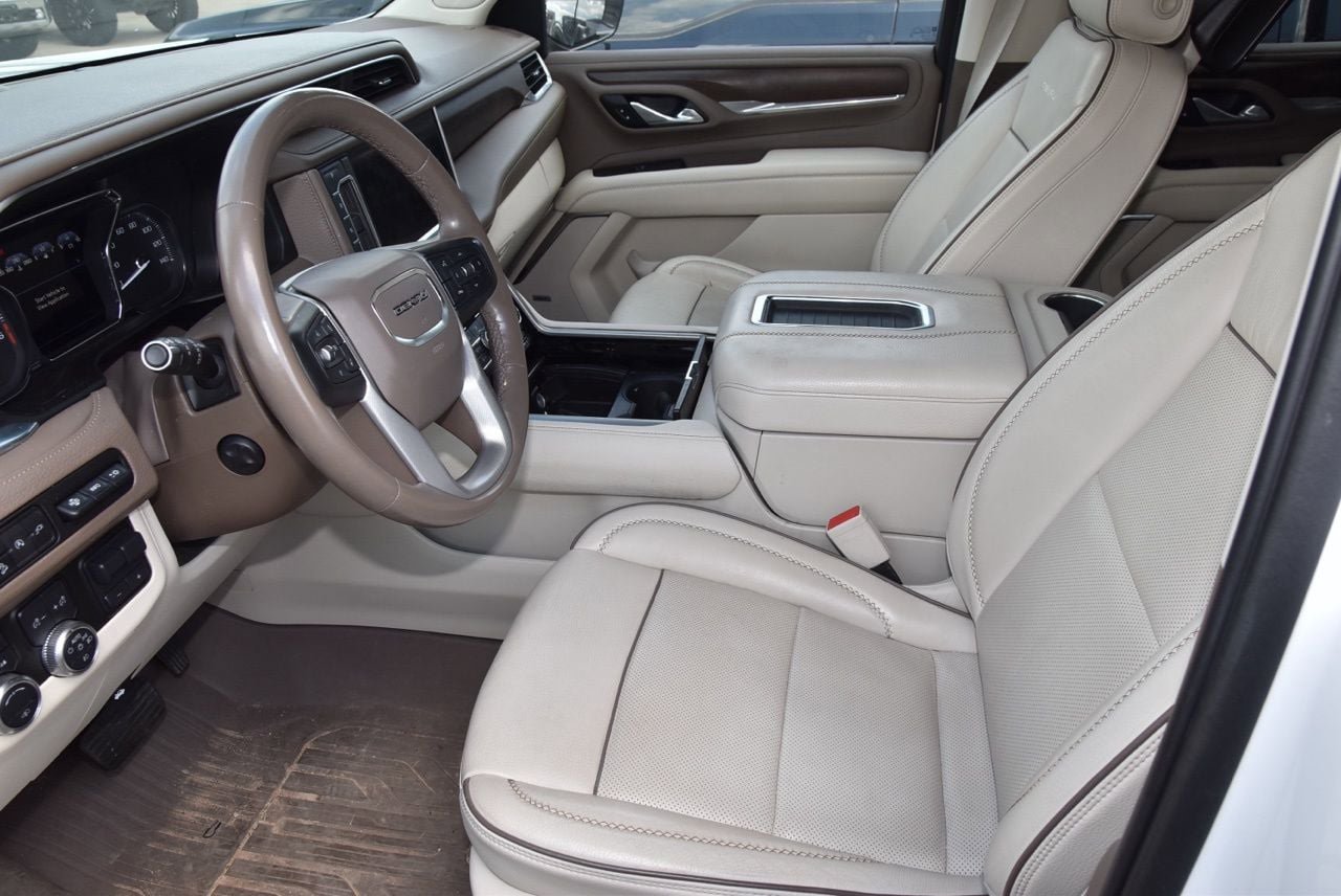 Used 2021 GMC Yukon Denali AWD/4WD image 9