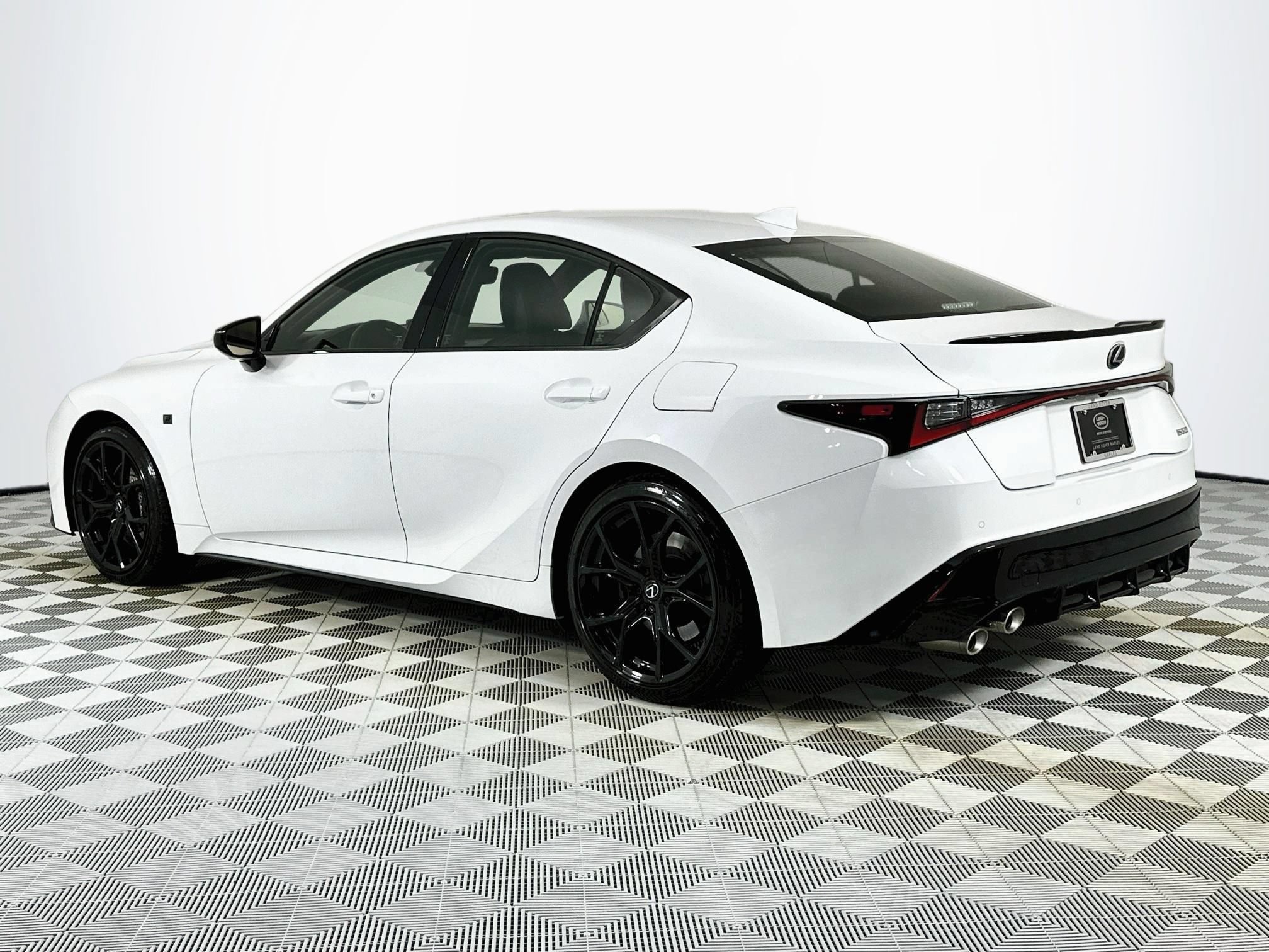 Used 2025 Lexus IS 500 w/ Accessory Package 2 RWD image 7