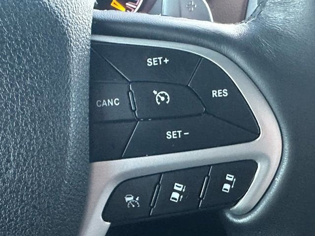 Used 2018 Jeep Grand Cherokee Summit w/ Platinum Series Group image 40