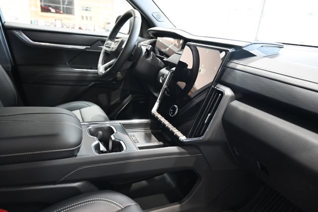 New 2026 GMC Acadia Elevation w/ Black Edition FWD image 15