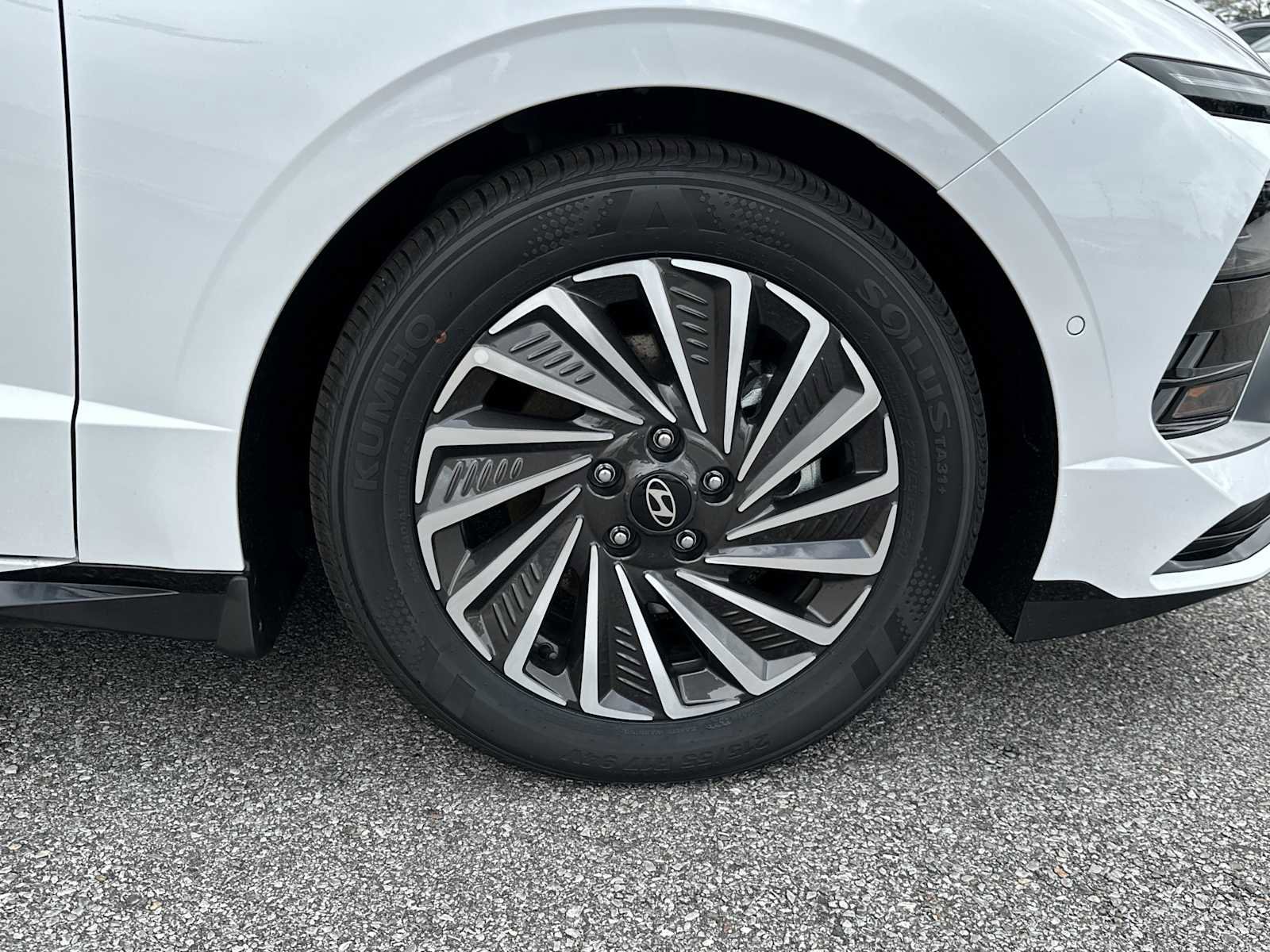 New 2026 Hyundai Sonata Limited image 7