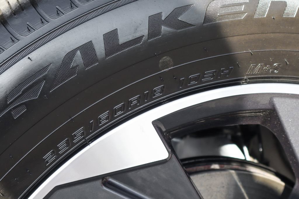 Used 2026 Nissan Rogue SV w/ Cold Weather Package image 43