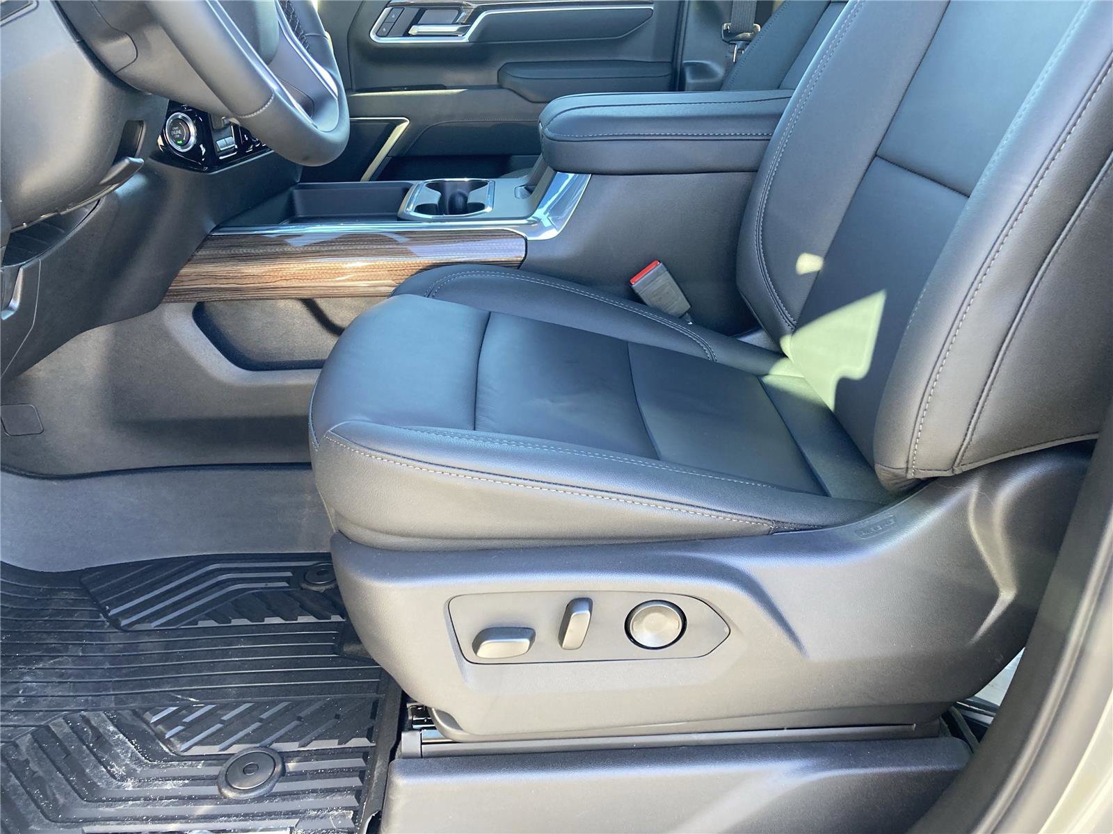 New 2026 Chevrolet Silverado 2500 LT w/ All Star Edition image 12