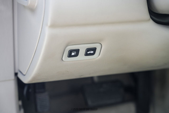 Used 2006 Cadillac XLR RWD image 65