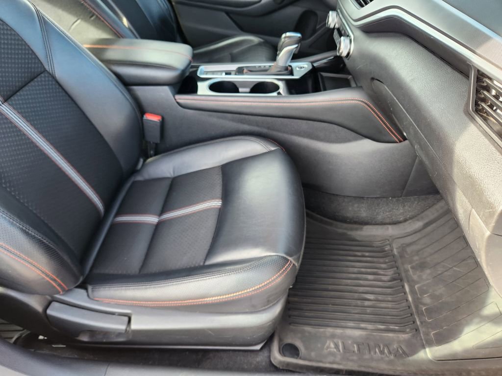 Used 2023 Nissan Altima 2.5 SR image 15