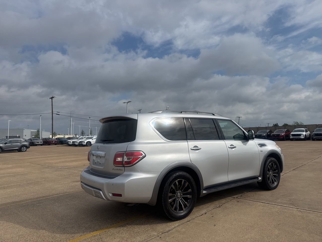 Used 2017 Nissan Armada Platinum image 22