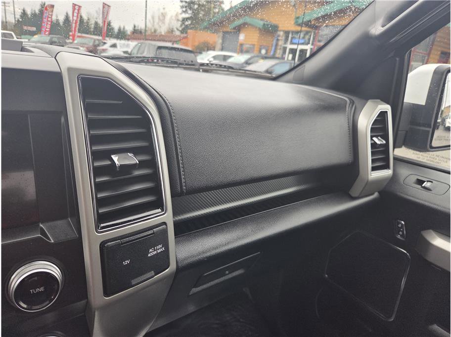 Used 2019 Ford F150 Lariat w/ Equipment Group 502A Luxury image 21