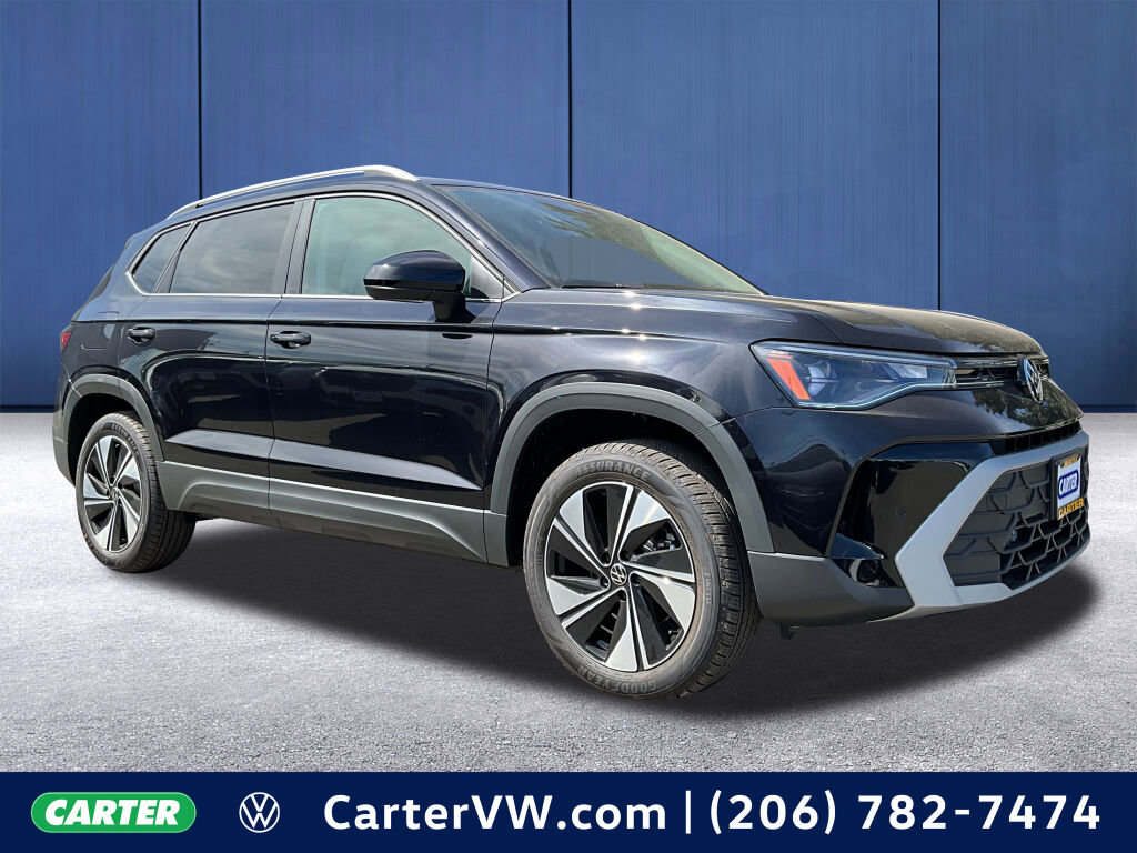 New 2025 Volkswagen Taos SE image 1