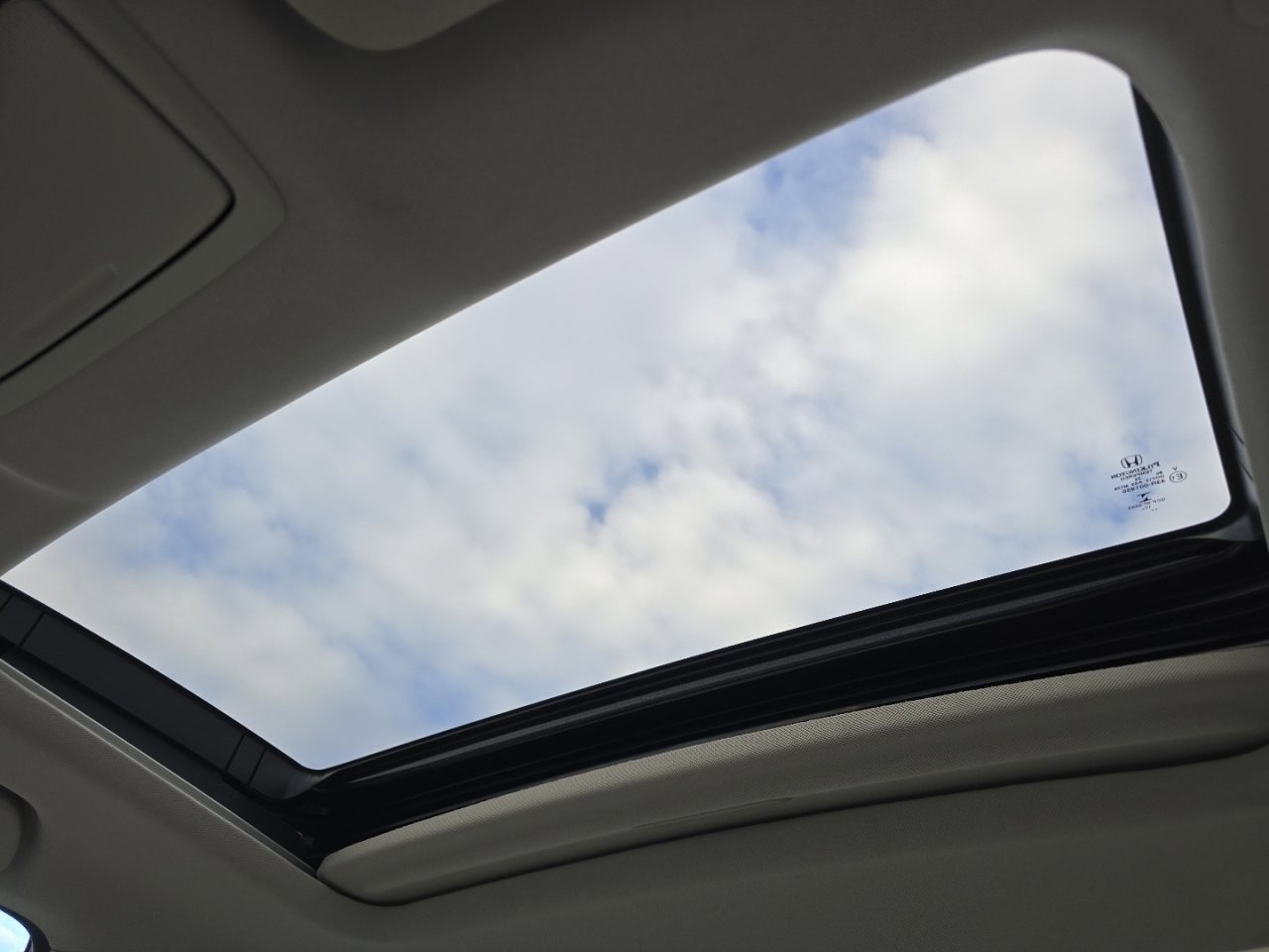 Certified 2018 Honda Accord EX-L image 4