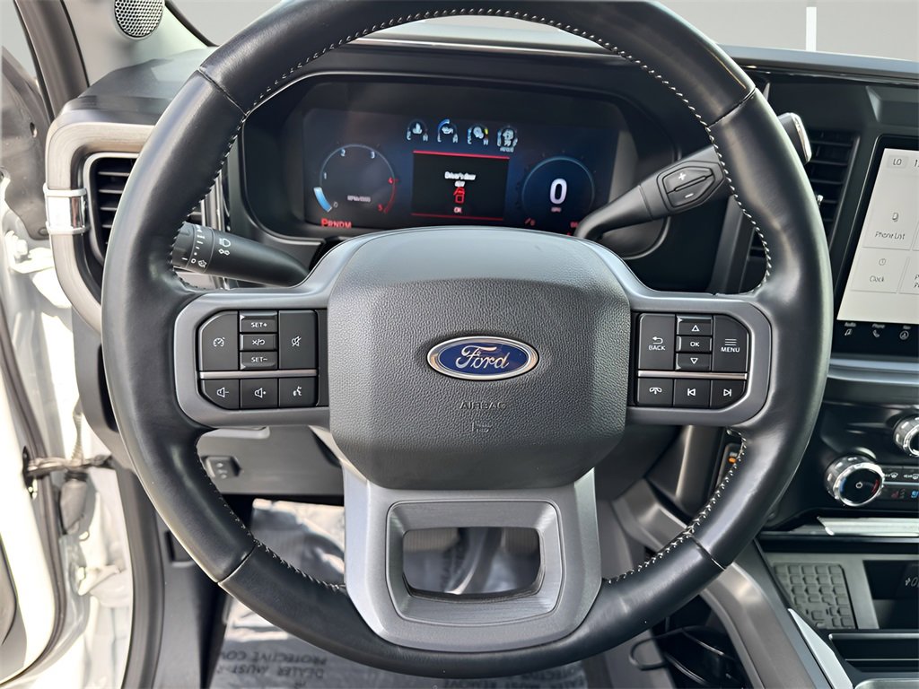 Used 2023 Ford F250 Lariat image 13