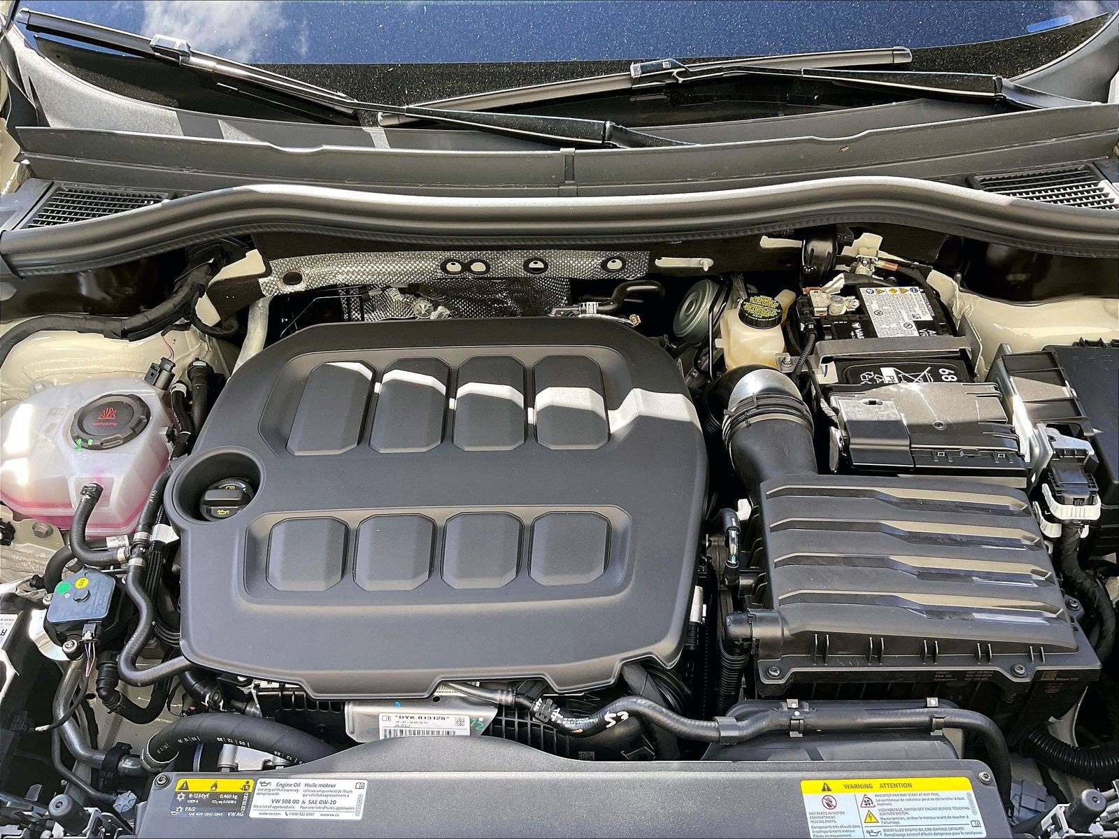 New 2026 Volkswagen Tiguan SEL R-Line AWD/4WD image 9
