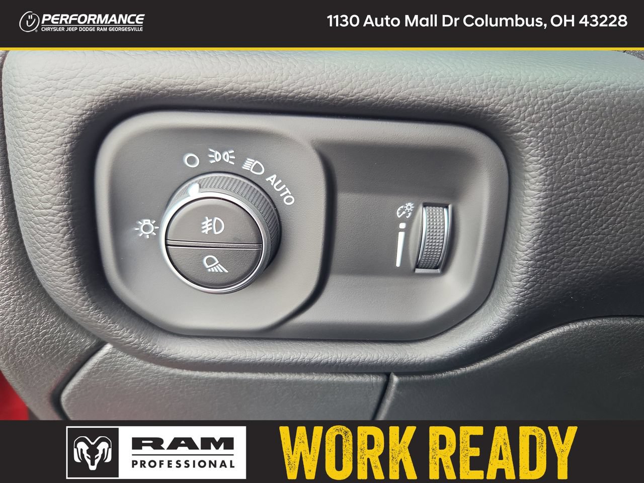 New 2026 RAM 2500 Big Horn AWD/4WD image 33