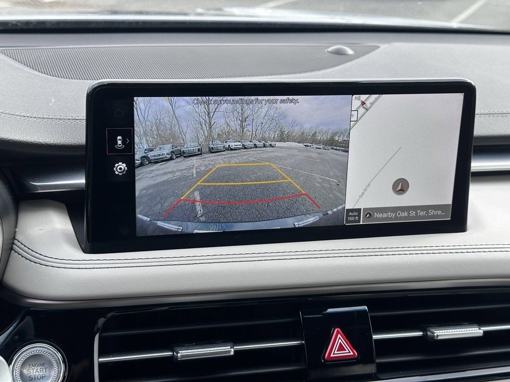 Used 2024 Genesis G70 2.5T image 17