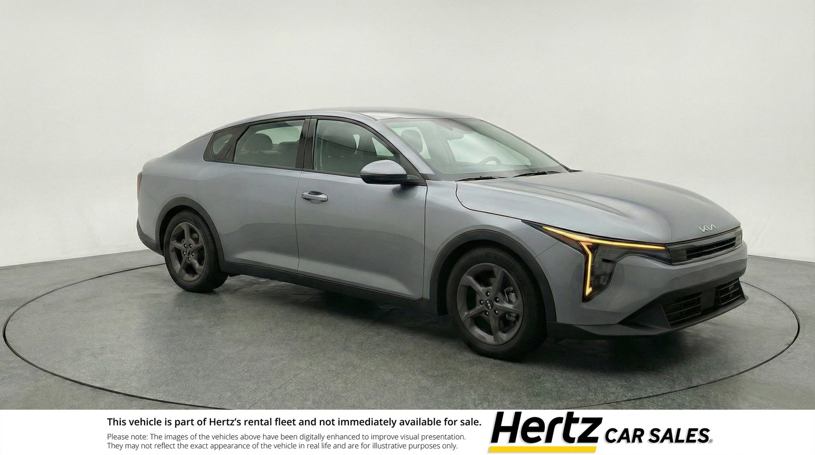 Used 2025 Kia K4 LXS image 1