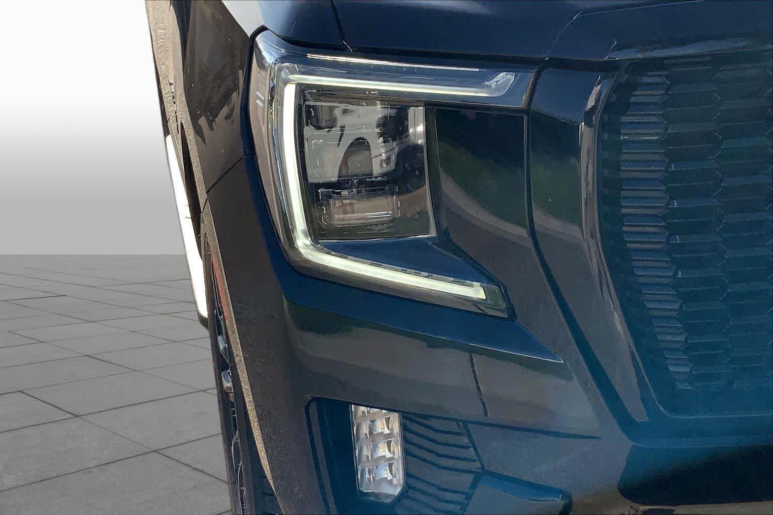 Used 2021 GMC Yukon Denali AWD/4WD image 28