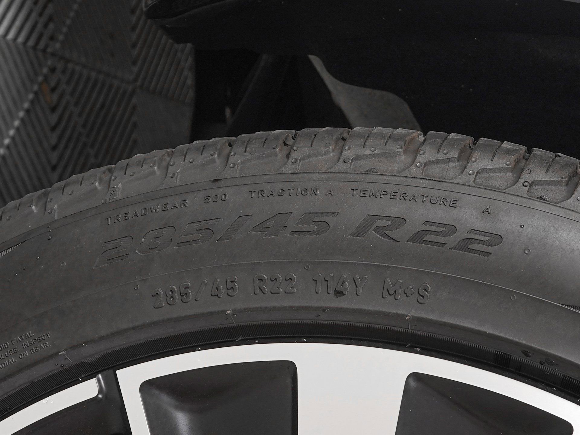 Used 2025 Land Rover Range Rover SE image 33