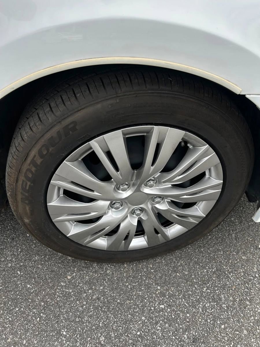 Used 2011 Honda Civic LX image 10