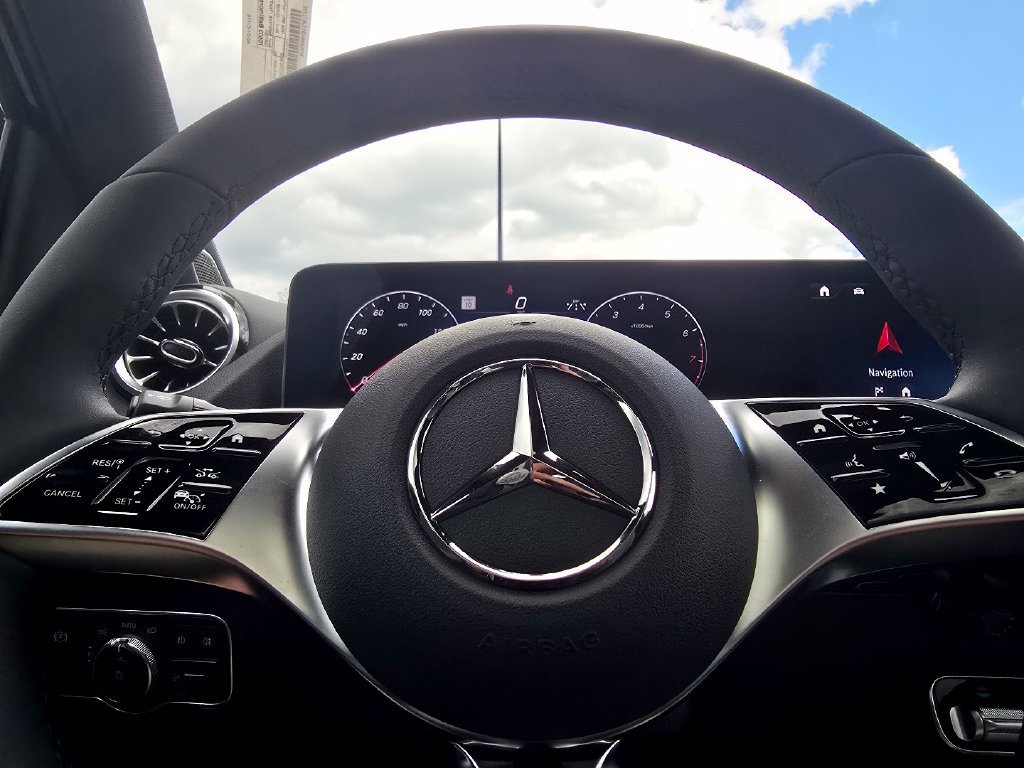 New 2026 Mercedes-Benz GLA 250 4MATIC image 28