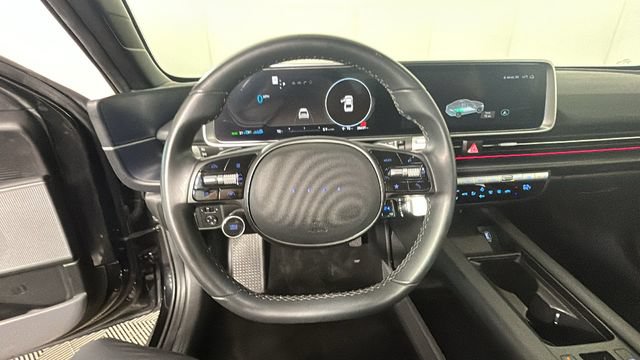 Used 2023 Hyundai Ioniq 6 SEL RWD image 13