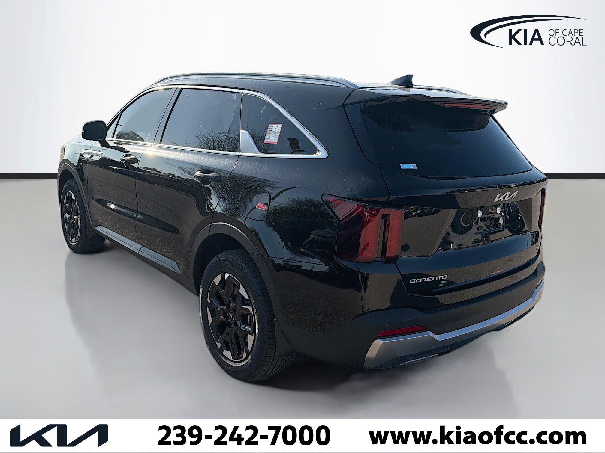 New 2026 Kia Sorento S image 3