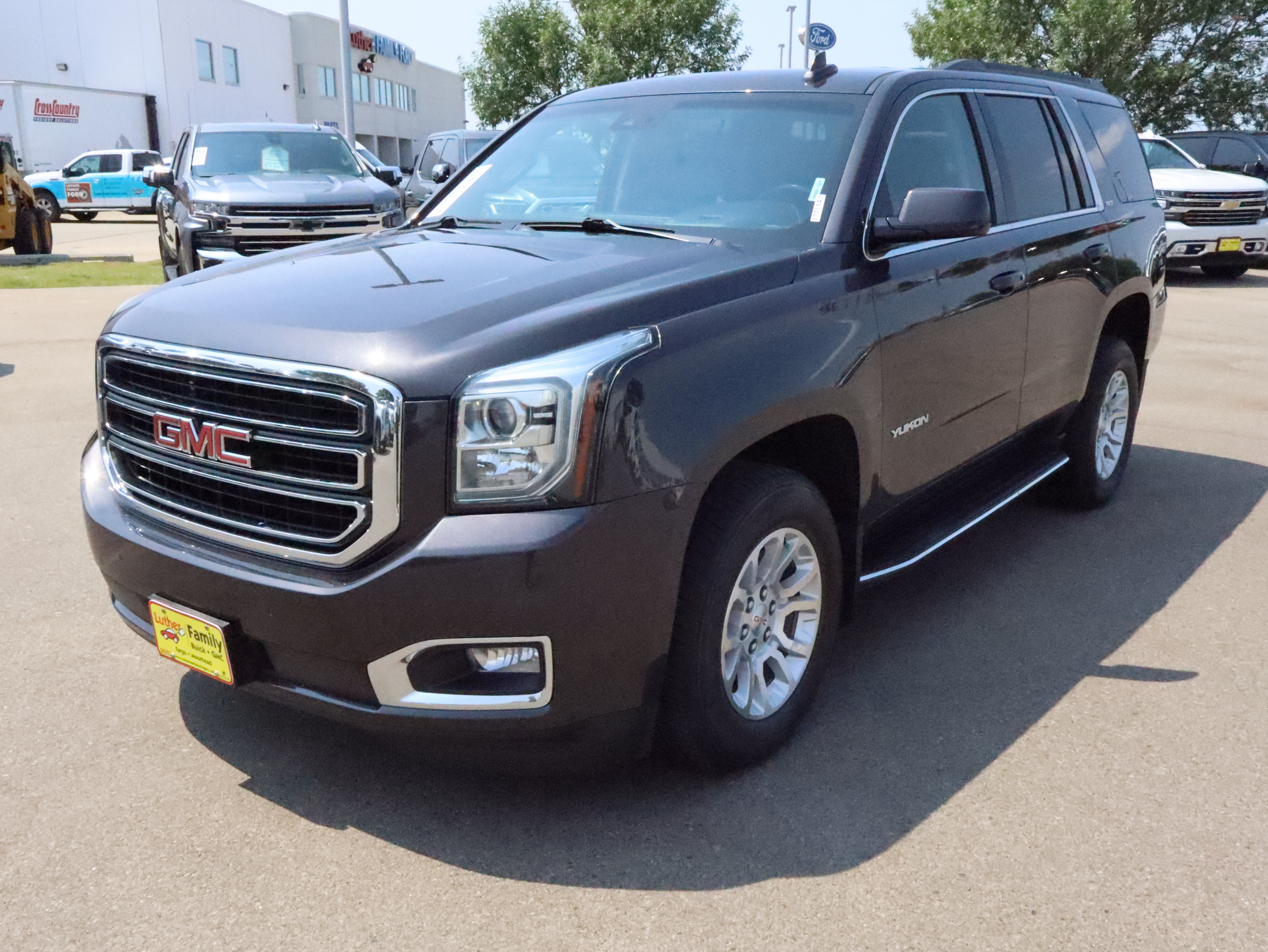 Used 2018 GMC Yukon SLT w/ Open Road Package AWD/4WD image 3