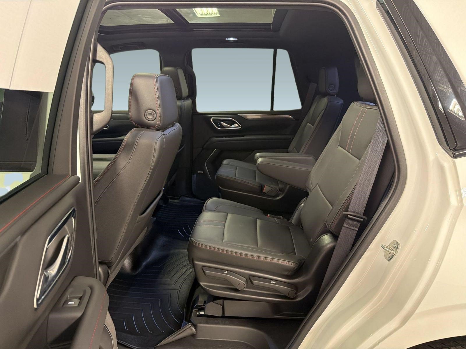 Used 2024 Chevrolet Tahoe RST w/ Luxury Package RWD image 28