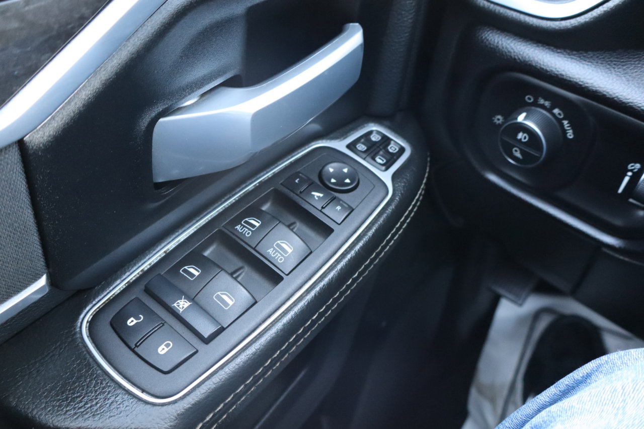 Used 2024 RAM 3500 Big Horn image 20