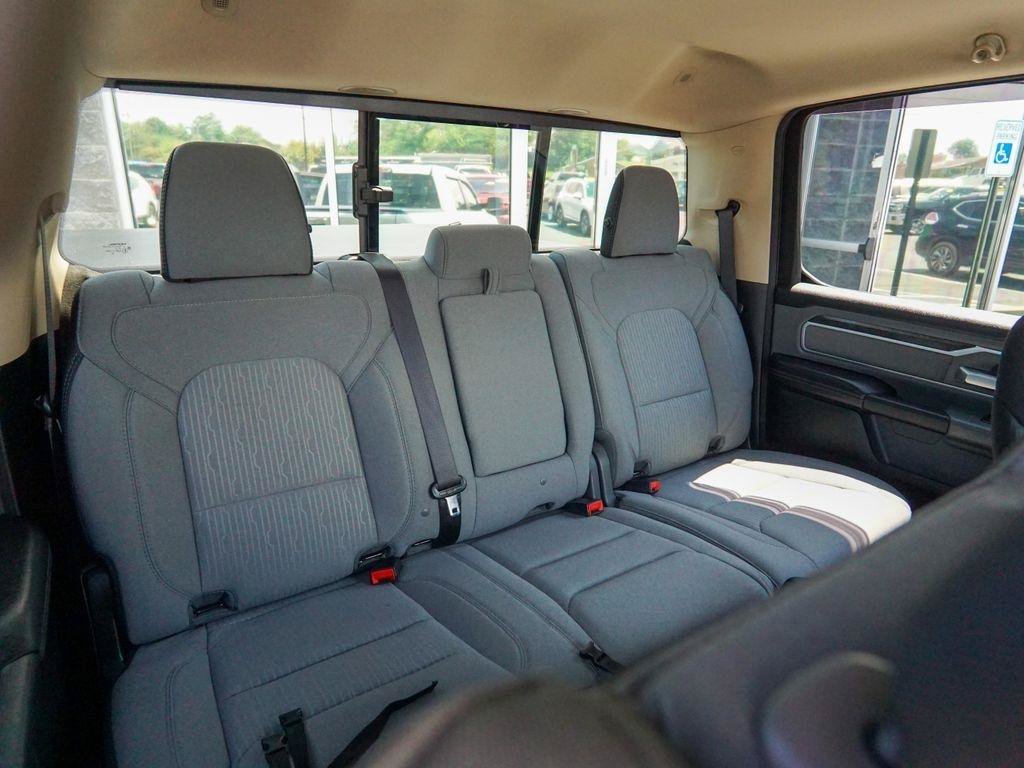 Used 2020 RAM 1500 Big Horn AWD/4WD image 27