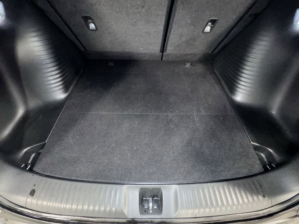 Used 2023 Honda HR-V LX image 30