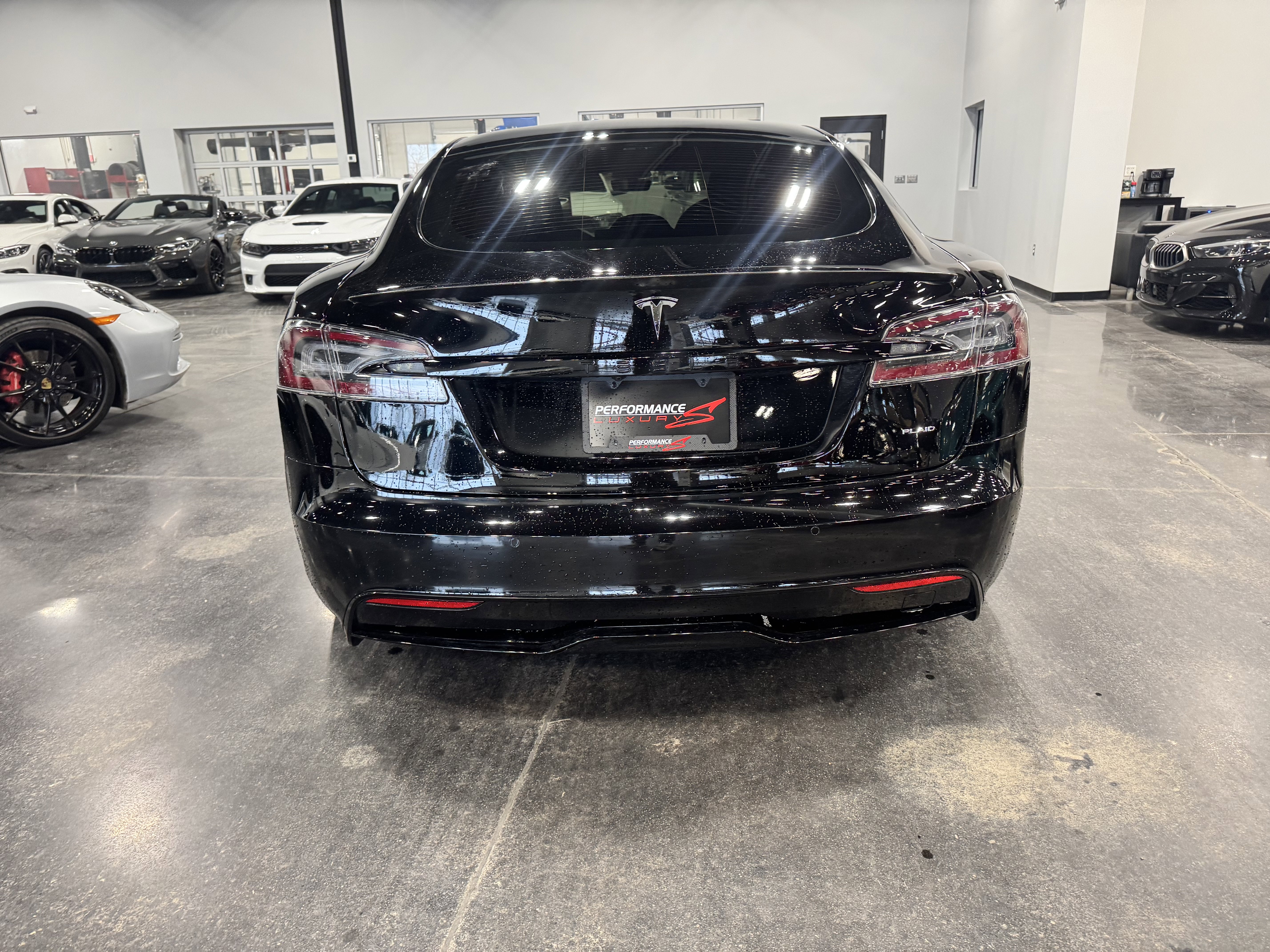 Used 2021 Tesla Model S Plaid image 4