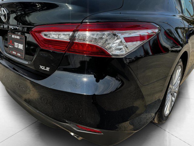 Used 2019 Toyota Camry XLE image 15