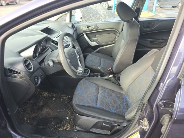Used 2013 Ford Fiesta SE FWD image 4