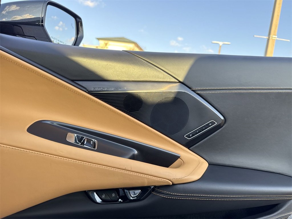 Used 2023 Chevrolet Corvette Stingray Premium Conv w/ Z51 Performance Package image 26