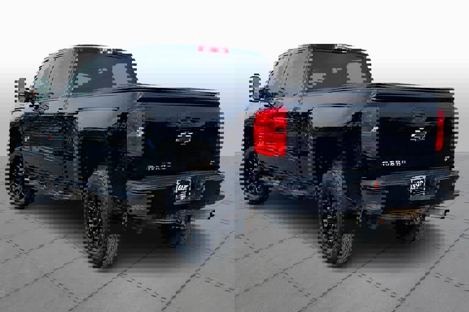 Used 2017 Chevrolet Silverado 2500 LTZ w/ Midnight Edition image 11