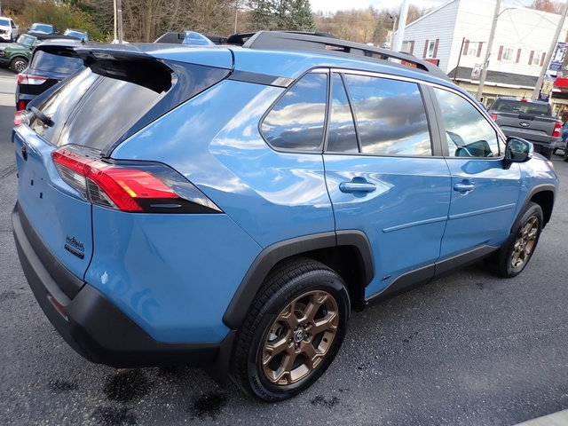 Used 2023 Toyota RAV4 WOODLAND EDITION image 6